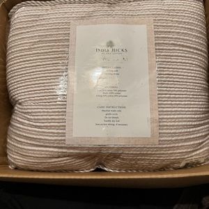 India hicks king size quilt + 2 shams